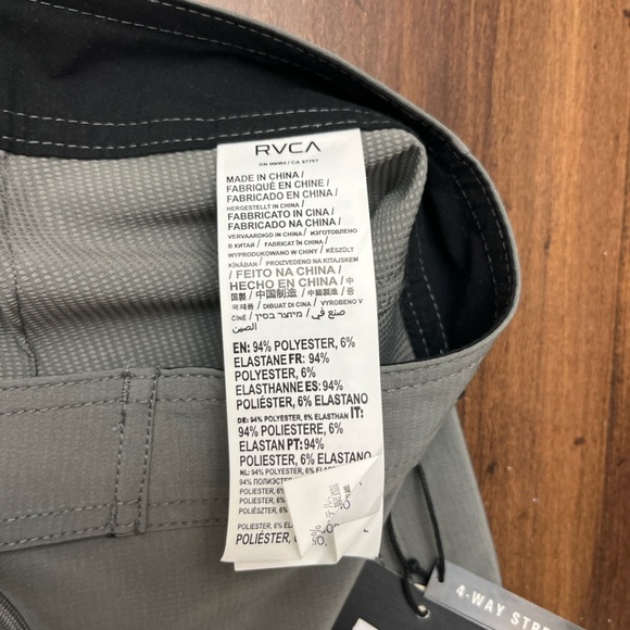 RVCA Standard 4-Way Stretch Fixed Waist 19 Inch Boardshort Size 32 Gray Swim NWT - Picture 13 of 16